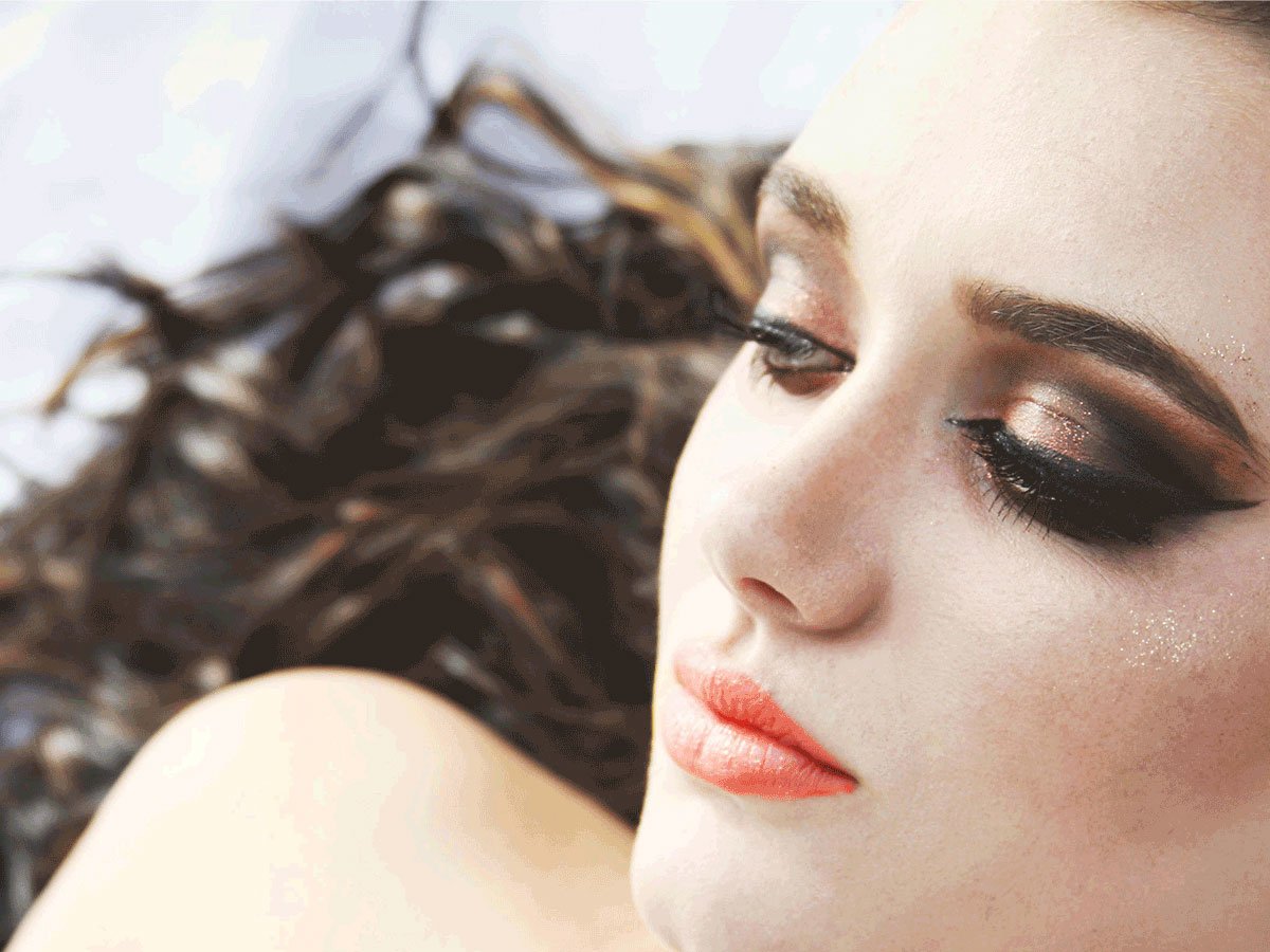 No More Mistakes With Makeup And Hair